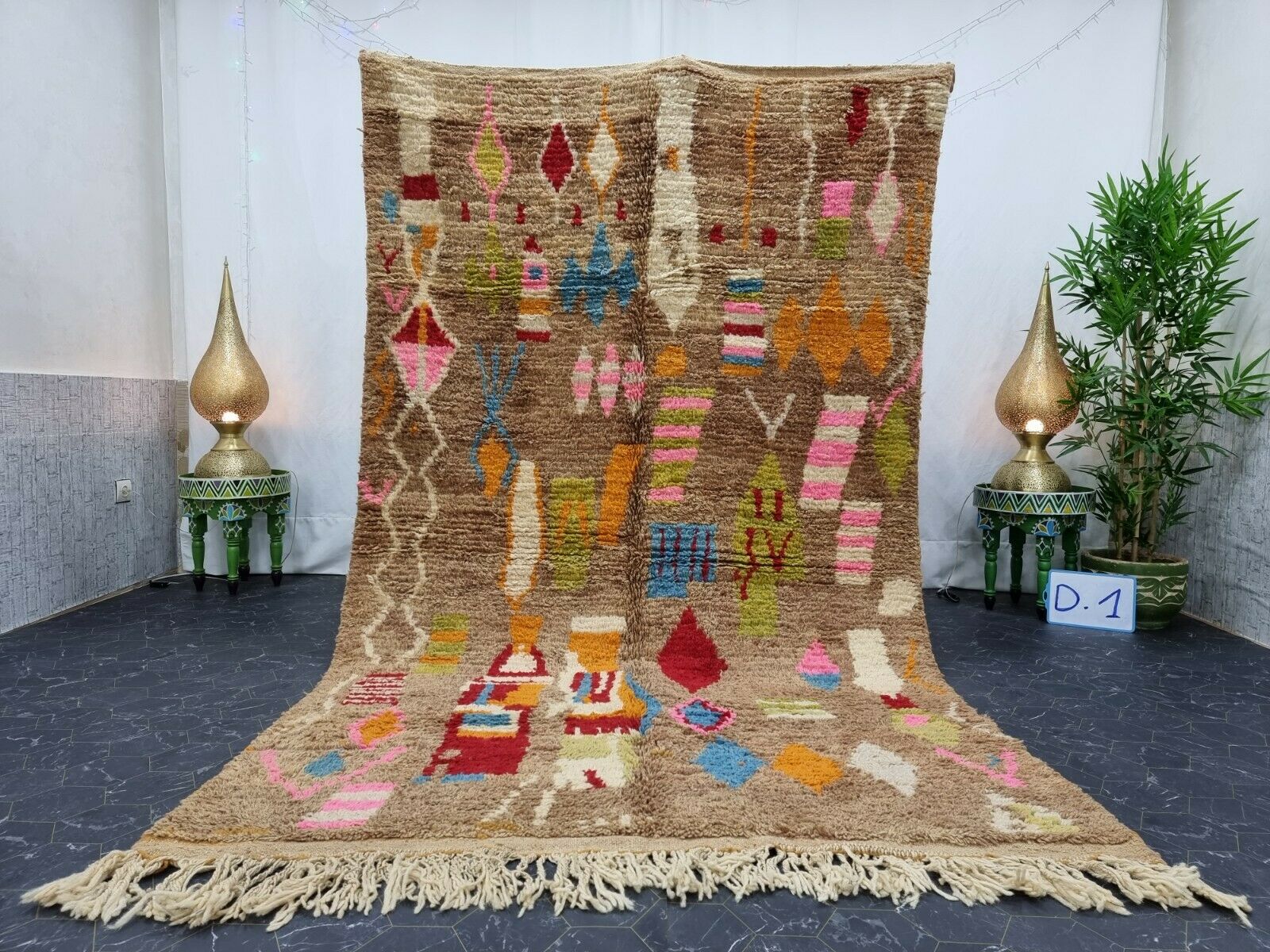 WANTITI - Abstract Berber Symboles Boujaad Rug