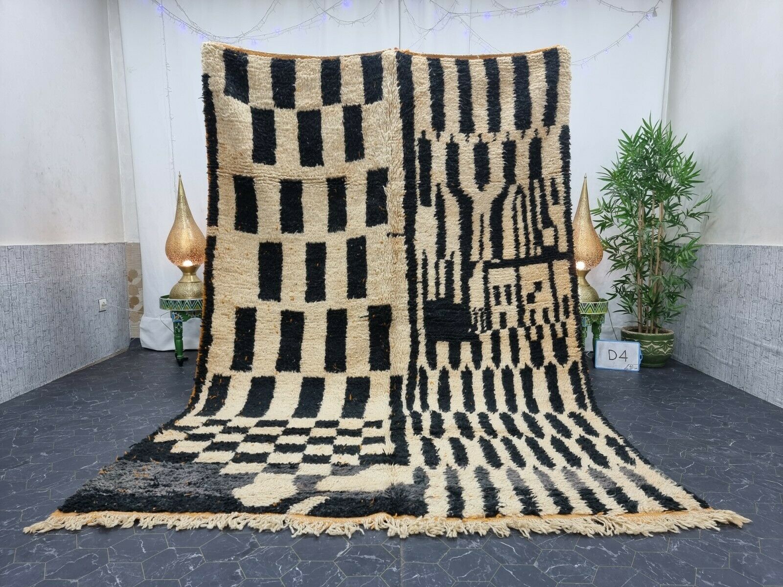 GICHAR- Abstract Black&White Carpet