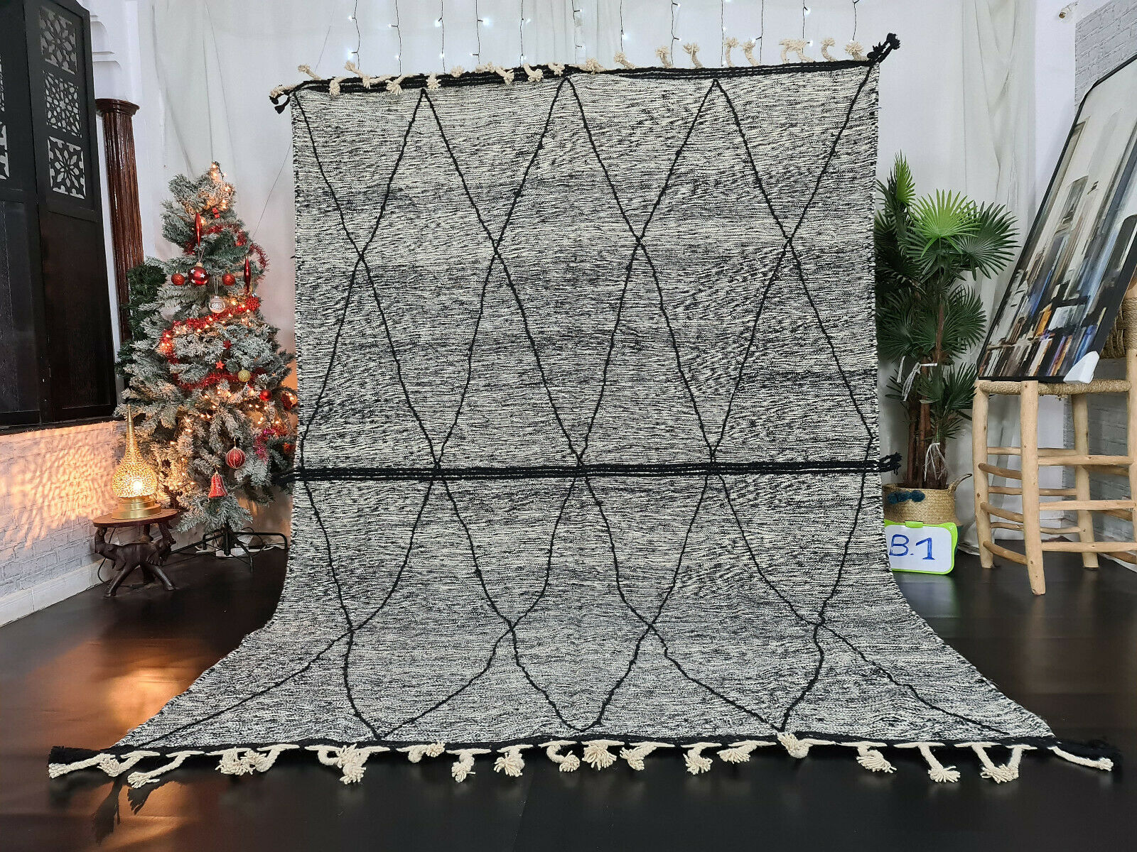 SUHAILA - Handmade Kilim Geometric Berber Rug