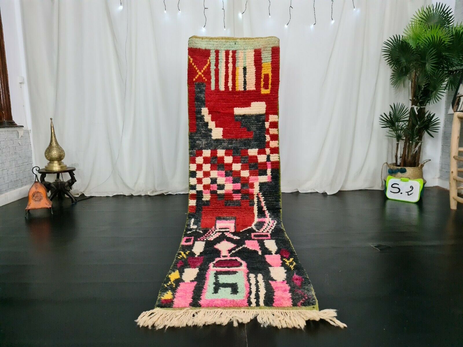 EDAM - Small Abstract Handmade Berber Rug