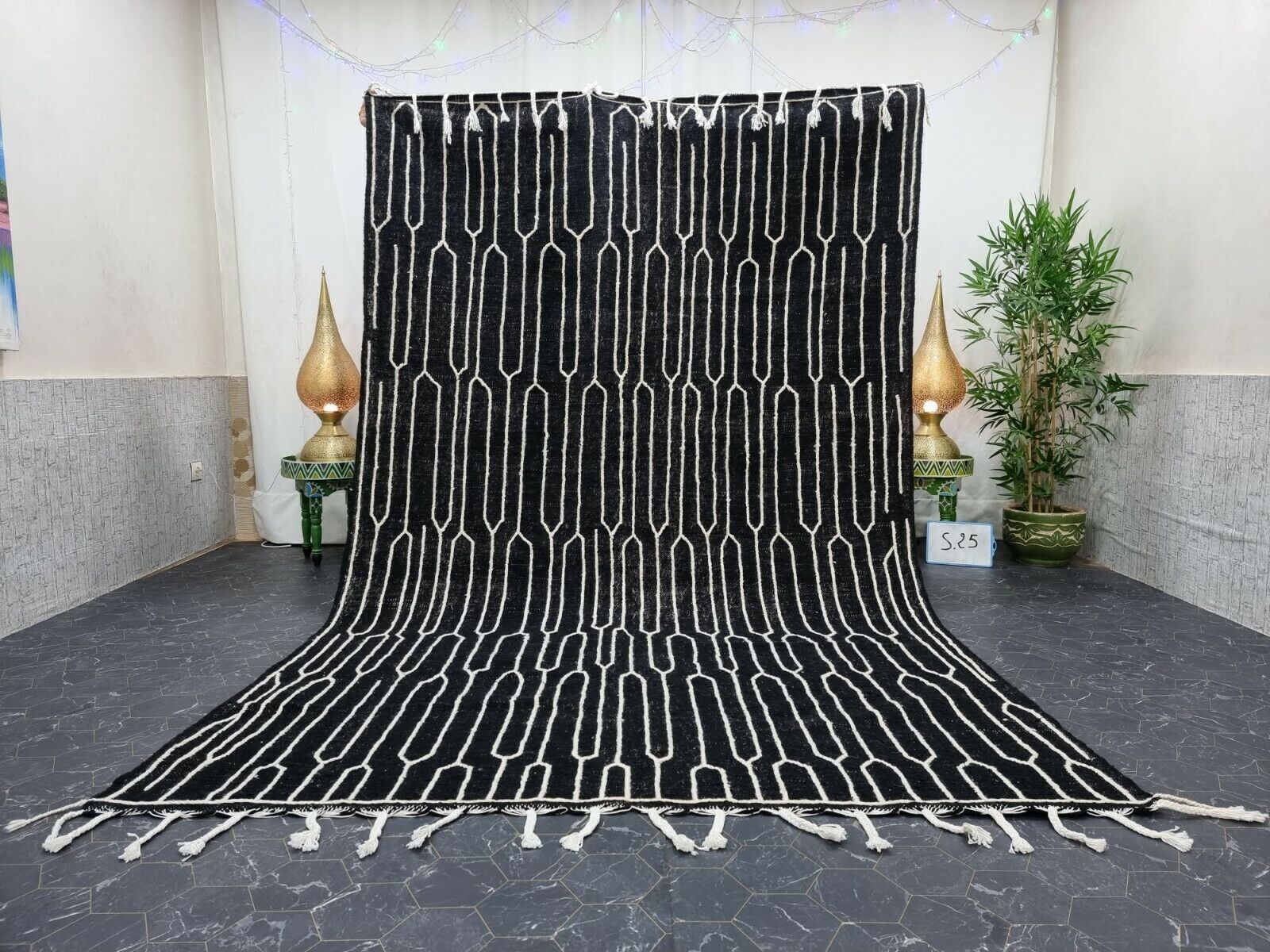 LILAM- Black Kilim Zanafi Rug Striped Carpet