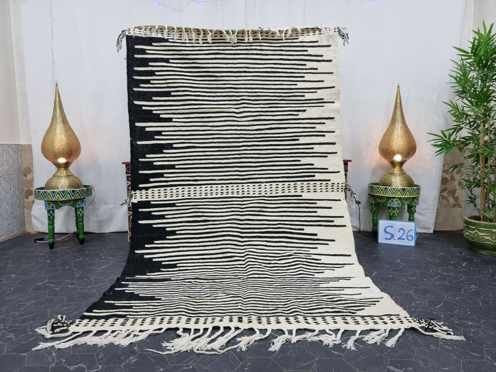 NEESAN- Berber Handmade Kilim Zanafi Rug