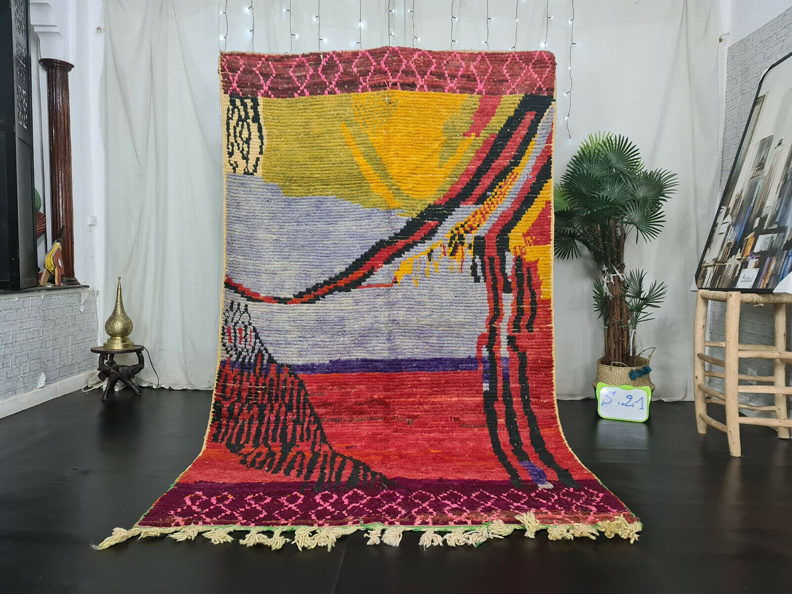 NUMIDA- Abstract Handmade Boujaad Wool Rug