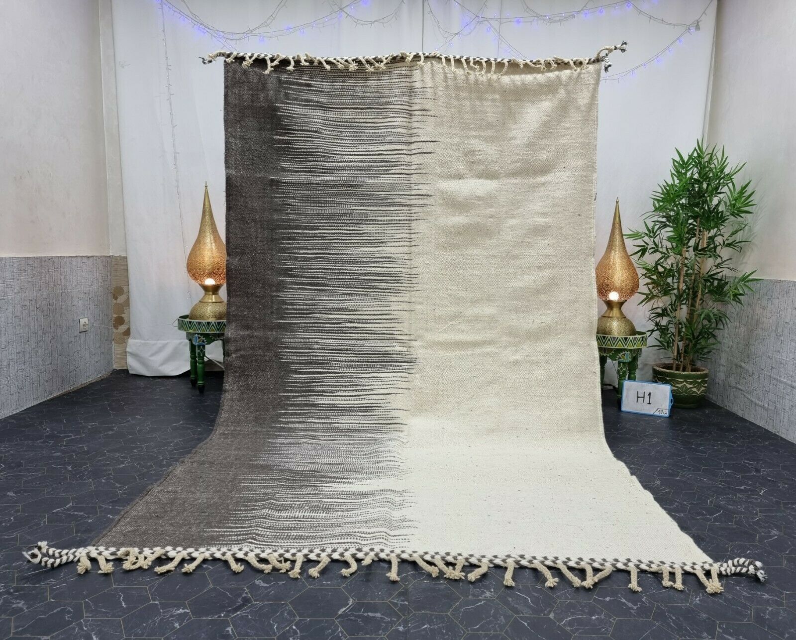 GALDE - Solid Beige Grey Kilim Zanafi Rug