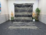 BILIE- Grey Geometric Kilim Zanafi Berber Moroccan Rug