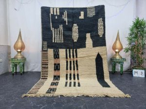 LAMAN- Abstract Boujaad Berber Black&White Wool Carpet