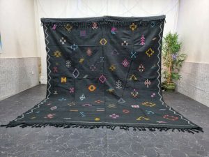 ITIAR- Abstract Berber Symboles Black Sabra Rug