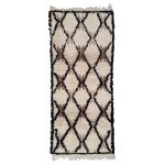 Titrrit- Geometric Vintage Black & white  Beniourain 2x5 Area Rug